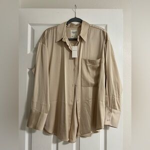 Abercombie and Fitch Top Size MEDIUM